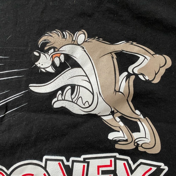 Looney Tunes Taz and Bugs Bunny t-shirt - Picture 5 of 8